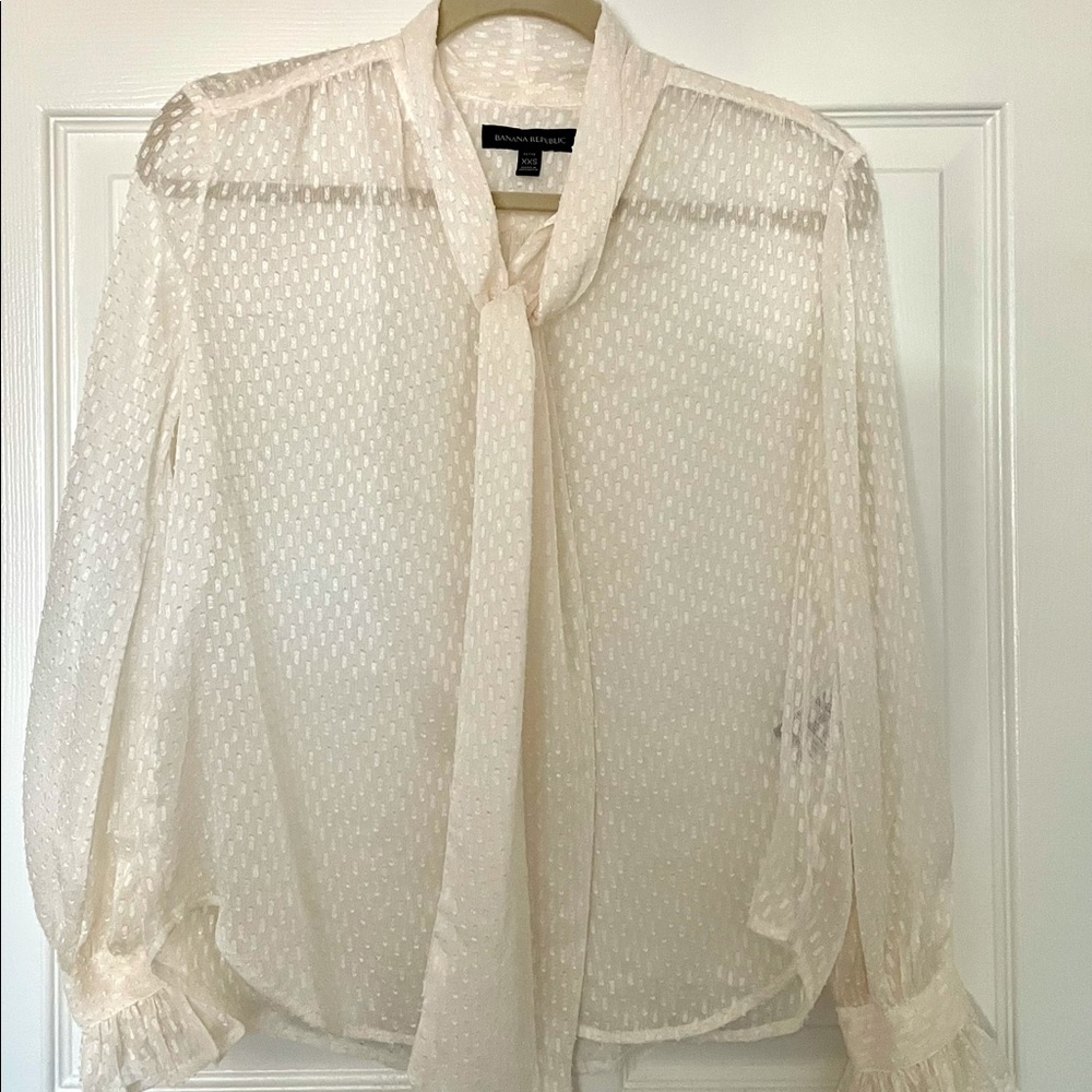 Banana Republic off-white button down blouse